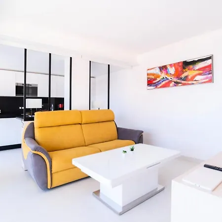Résidence 2p Avec Terrasse Vue Mer&parking, 2min Des Plages - 2p Avec Terrasse Vue Mer&parking, 2min Des Plages Mae-2063 * Cannes