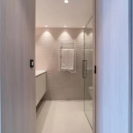 شقة 2p Avec Terrasse Vue & Parking, 2min Des Plages - 2p Avec Terrasse Vue & Parking, 2min Des Plages Mae-2063 *