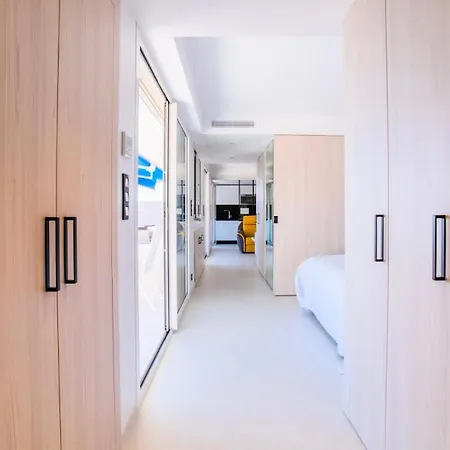 شقة 2p Avec Terrasse Vue & Parking, 2min Des Plages - 2p Avec Terrasse Vue & Parking, 2min Des Plages Mae-2063 *