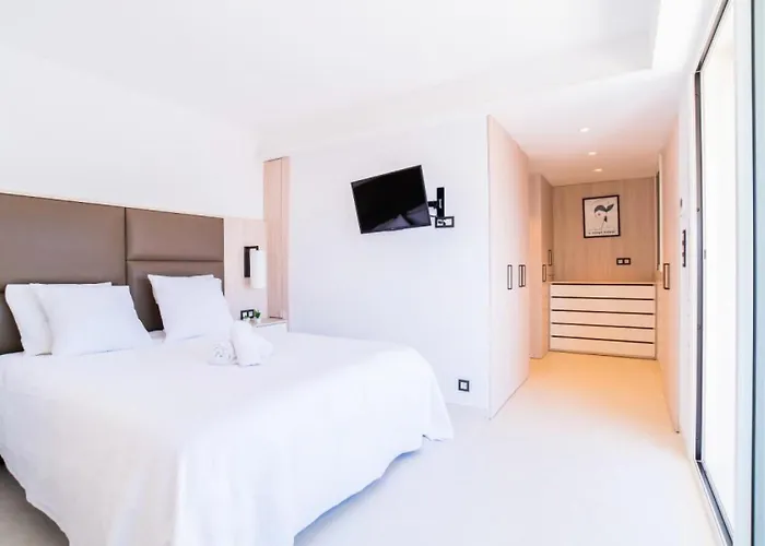 2p Avec Terrasse Vue & Parking, 2min Des Plages - 2p Avec Terrasse Vue & Parking, 2min Des Plages Mae-2063 شقة